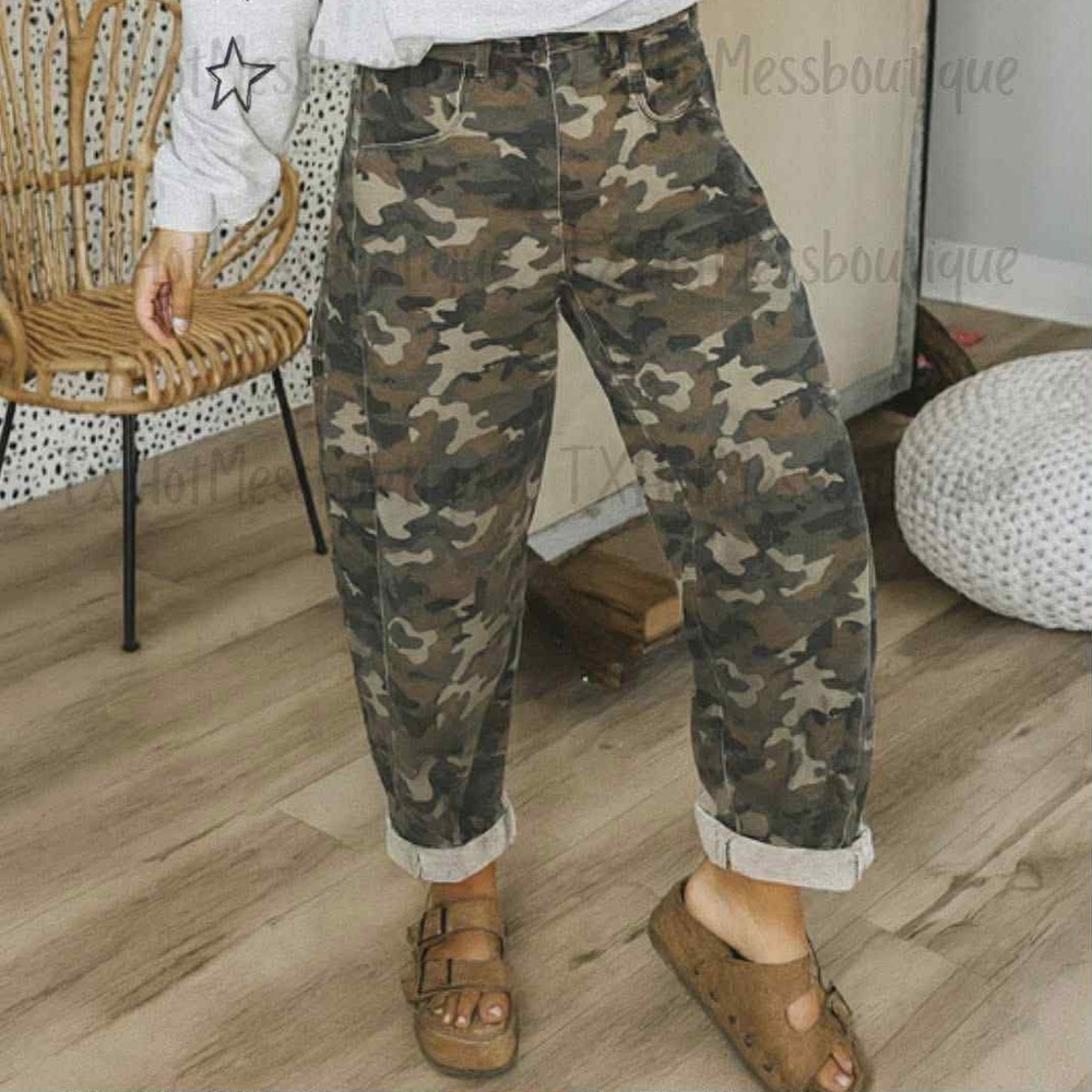 Camo Wide Barrel Washed Pants
